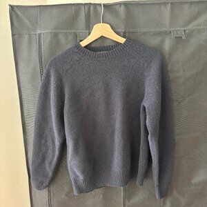 Uniqlo Sweater navy blue